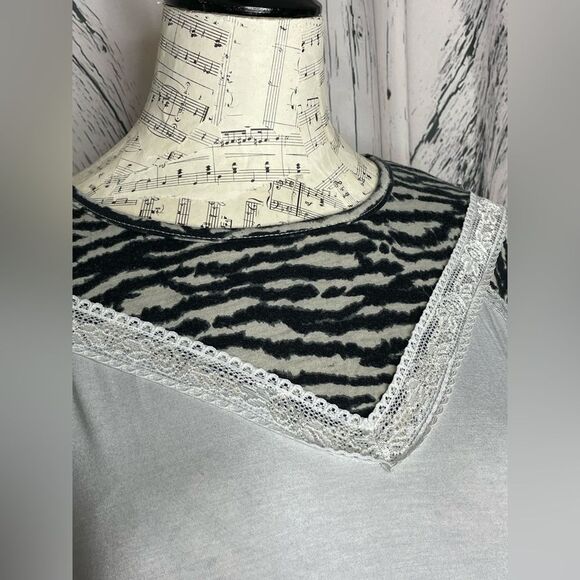 POL "The Trena" Gray Zebra Print Waist Tie Top S - Picture 4 of 9